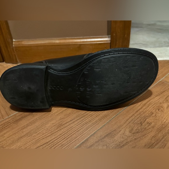 ECCO Black Leather Chukka Boots - Picture 3 of 4